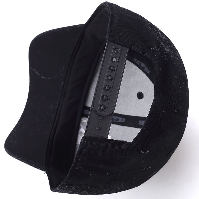 Casquette-Tete-de-Mort-Talia-J