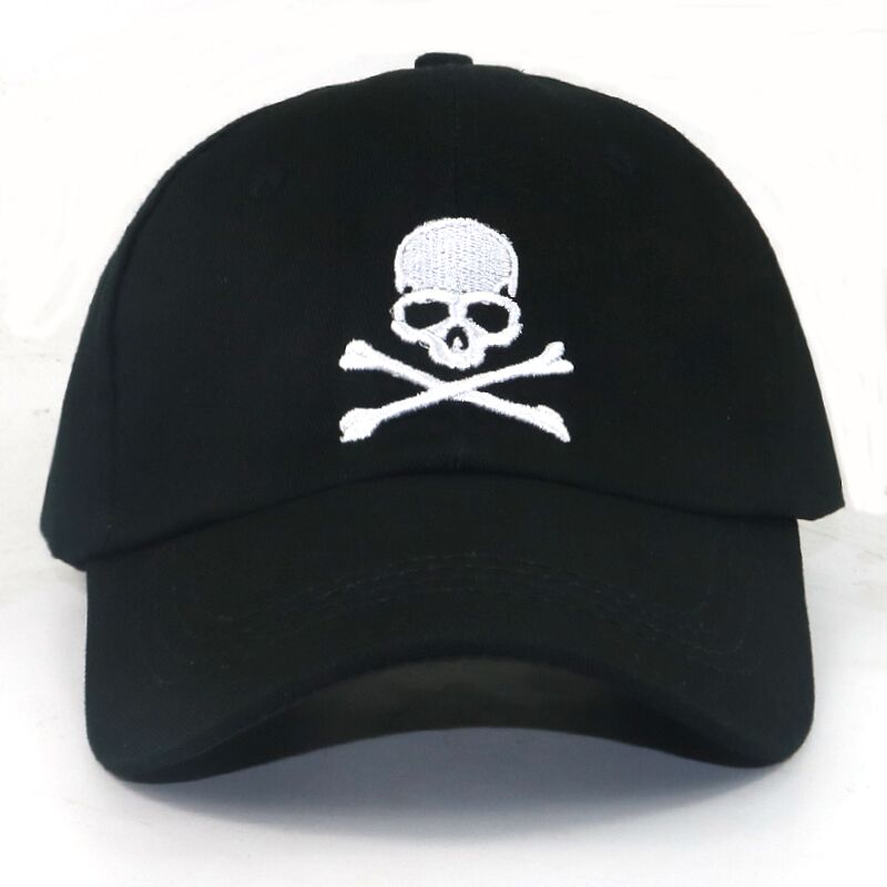 Casquette-Tete-de-Mort-Julene