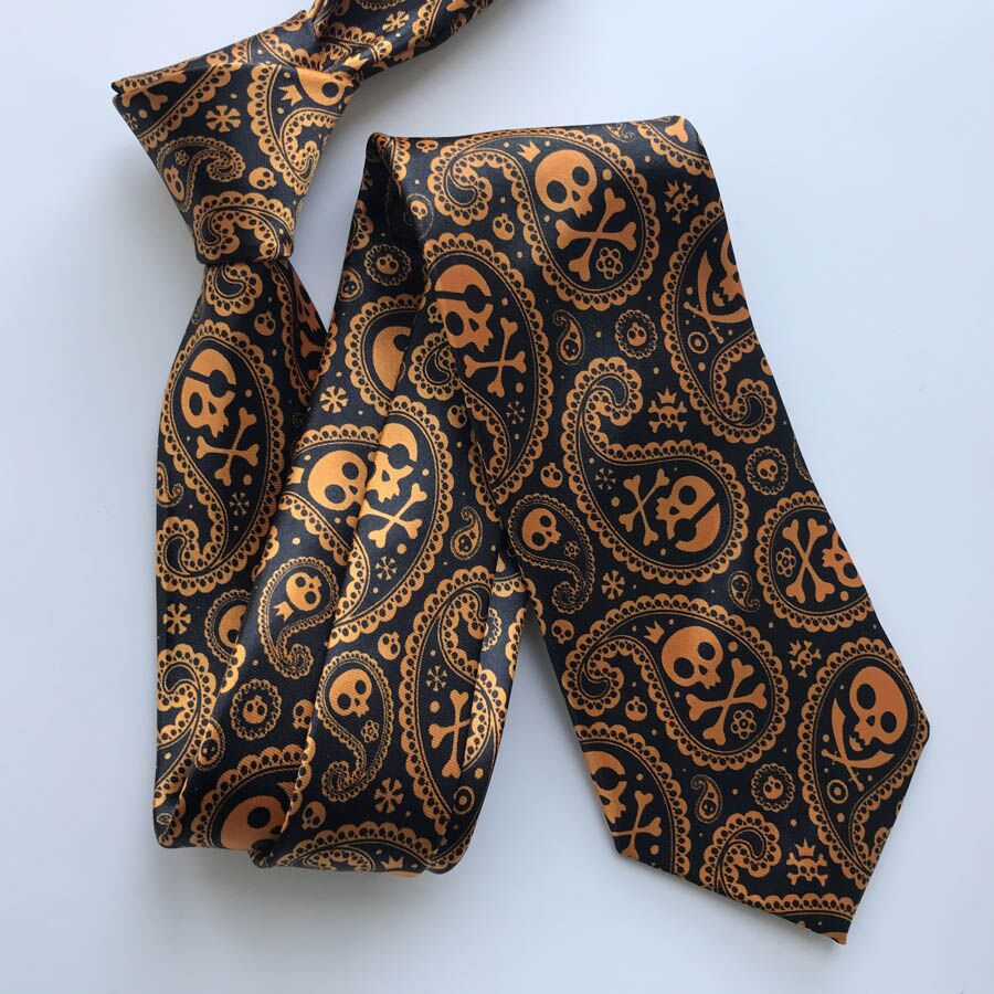 Cravate-Tete-de-Mort-Betine-b